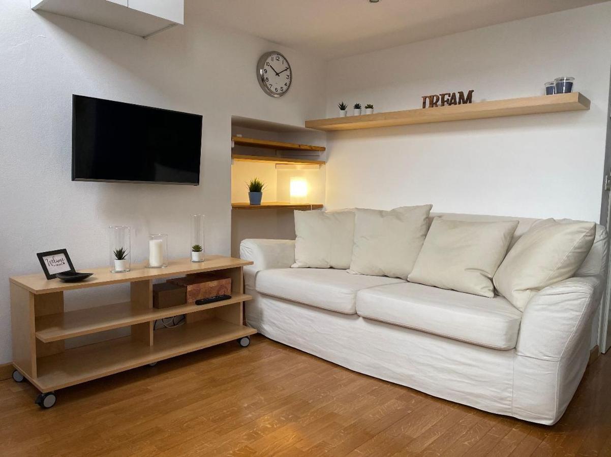Lafilo Apartment 3 Milano Exteriör bild